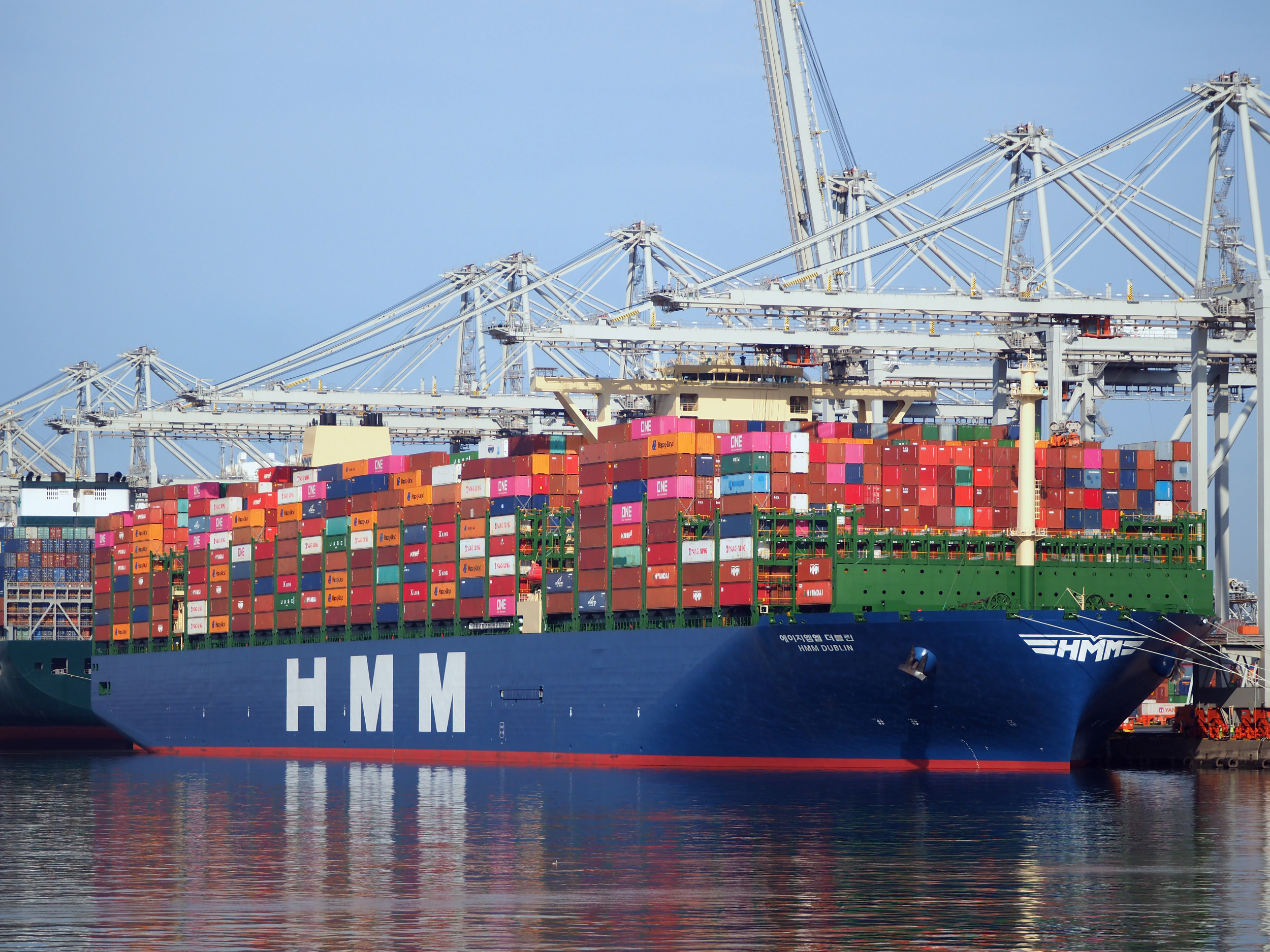 HMM Dublin (ship) 2020), Port of Rotterdam