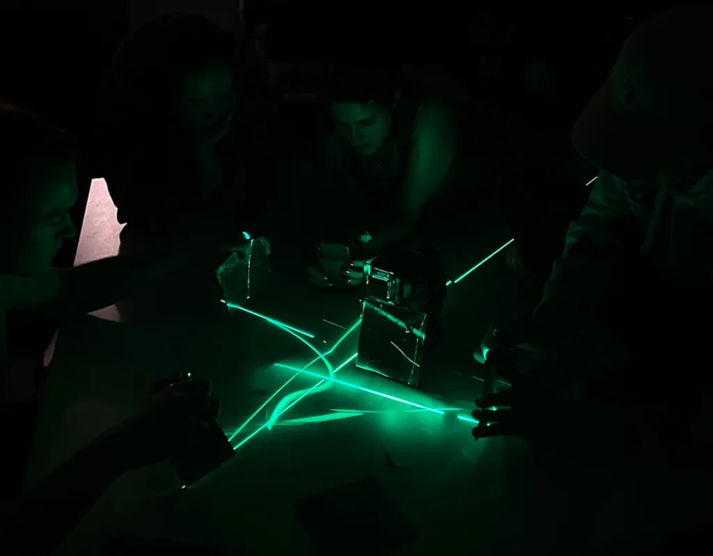 Light experiment with lasers