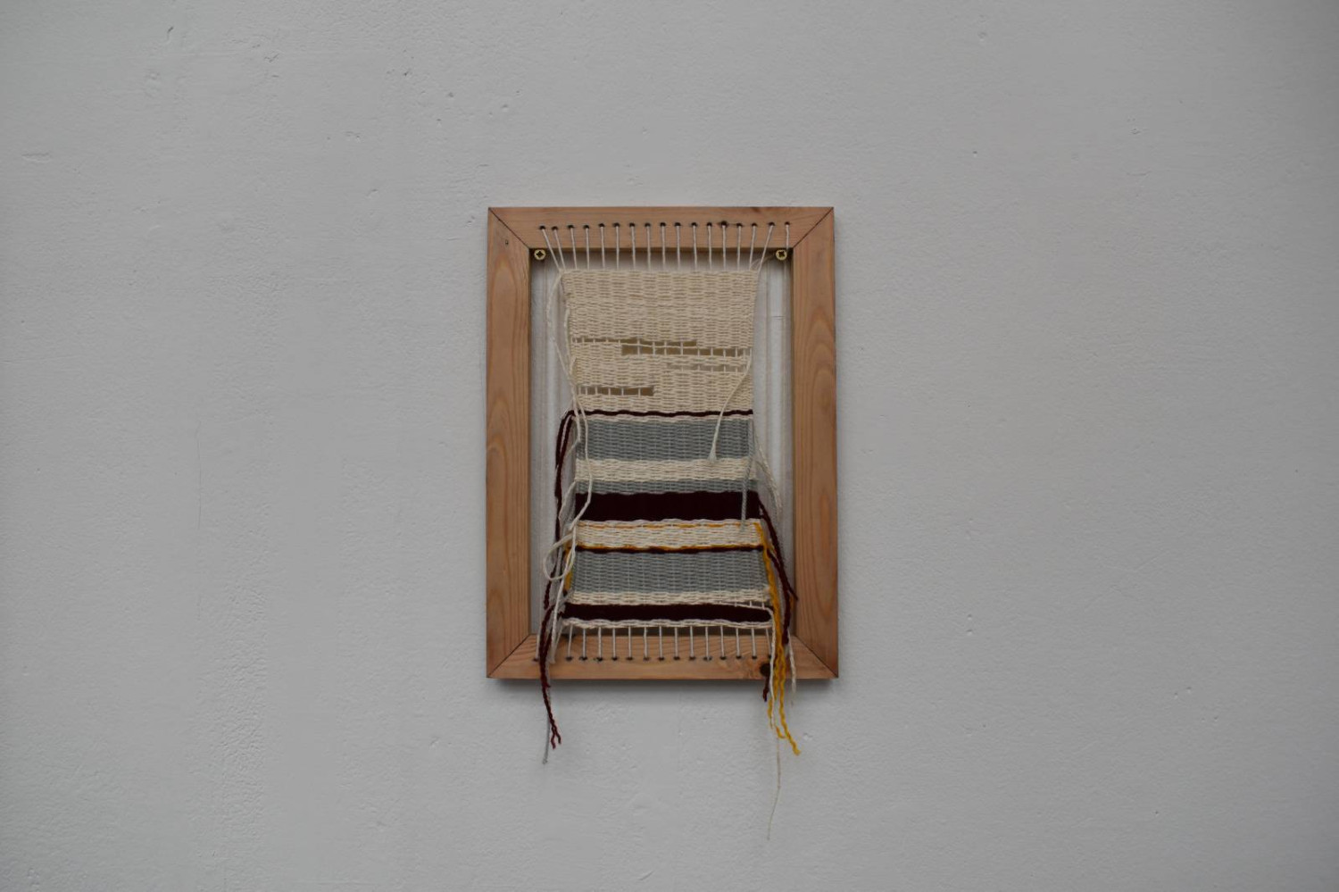 *1 and 3 looms*, synthetic cotton on wooden frame, 32 x 23cm